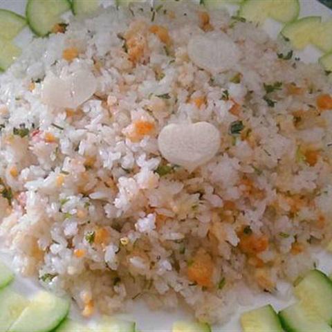 Cách làm cơm chiên tỏi cực ngon tại nhà