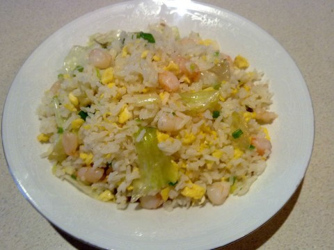 Cơm chiên tôm, cá mặn