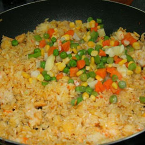 Cách làm cơm chiên tôm cua