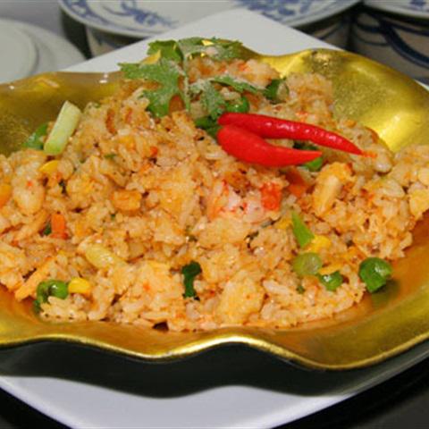 Cách làm cơm chiên tôm cua