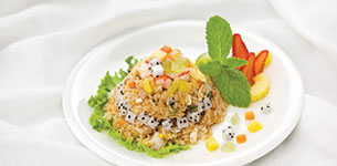 Cơm chiên trái cây