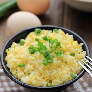 Cách làm cơm chiên trứng