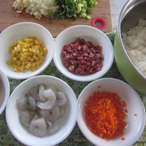 Cách làm cơm chiên trứng cho bé