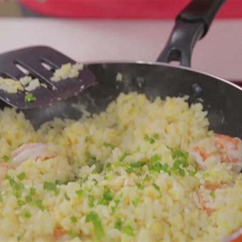 Cách làm cơm chiên trứng gà