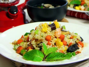 Cơm chiên trứng muối