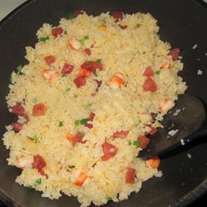 Cách làm cơm chiên trứng muối