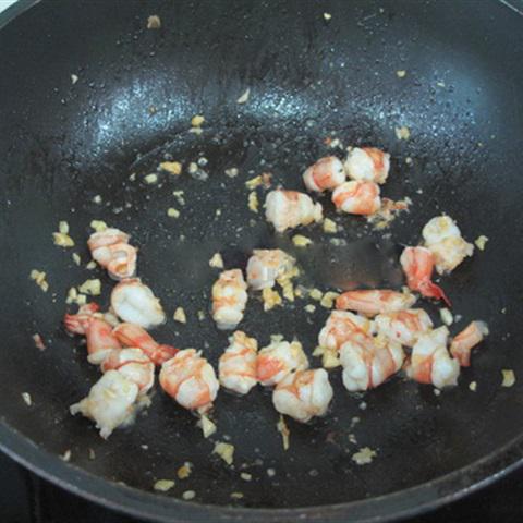 Cách làm cơm chiên trứng muối hải sản