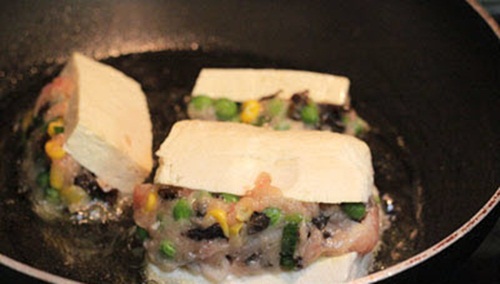 Cơm chiên trứng muối với chỉ 35k cho ngày mới tràn đầy năng lượng