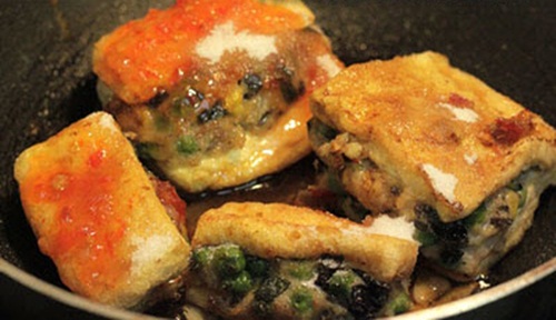 Cơm chiên trứng muối với chỉ 35k cho ngày mới tràn đầy năng lượng