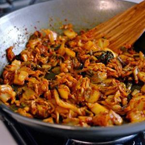 Cách làm cơm chiên với kim chi