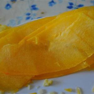 Cách làm cơm cuộn bí đỏ