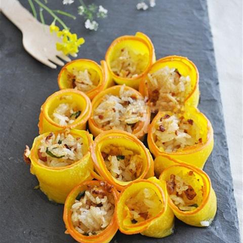 Cách làm cơm cuộn bí đỏ