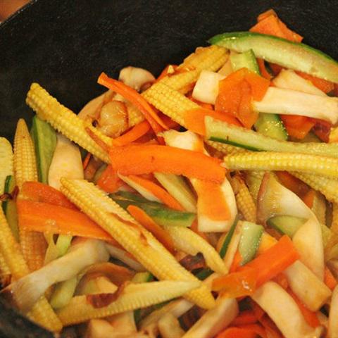 Cách làm cơm cuộn chay