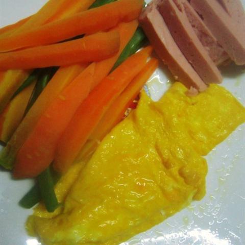 Cách làm cơm cuộn cho giáng sinh