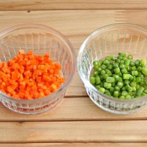 Cơm cuộn kiểu nhộng tằm