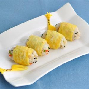 Cơm cuộn kiểu nhộng tằm