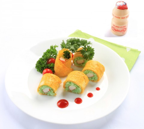 Cơm cuộn trứng thanh cua