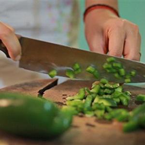 Cách làm cơm cuộn xúc xích