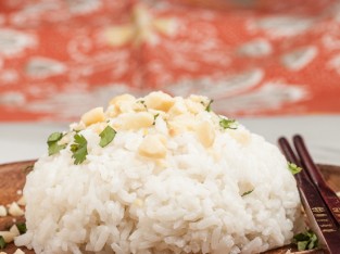 Cơm dừa béo ngậy