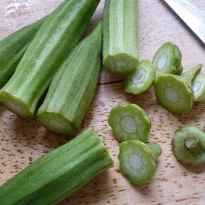 Cách làm cơm gà áp chảo sốt chua cay