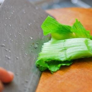 Cách làm cơm gà chiên cải xanh