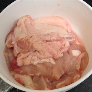 Cách làm cơm gà chiên cải xanh