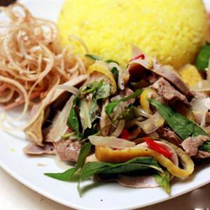 Cách làm cơm gà miền Trung