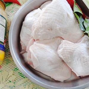 Cách làm cơm gà rim nghệ