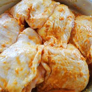 Cách làm cơm gà rim nghệ