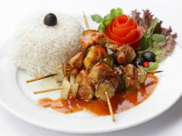 Cơm gà xiên nướng