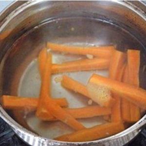 Cách làm cơm gạo lứt gà chiên sốt hạnh nhân