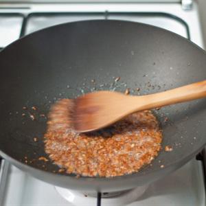 Cách làm cơm hấp thịt gà kho tàu