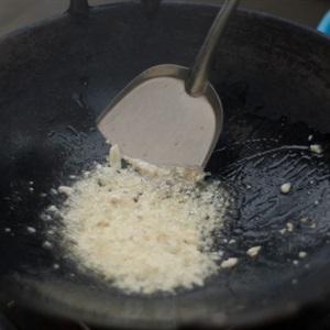 Cách làm cơm hấp thịt gà kho tàu