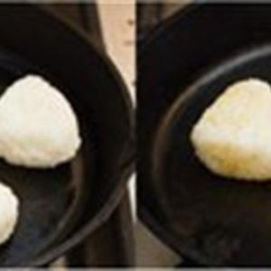 Cách làm cơm nắm chiên nước tương