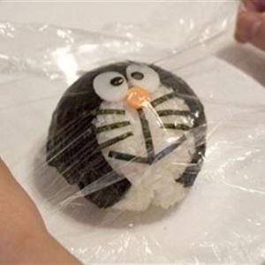 Cách làm cơm nắm Doremon