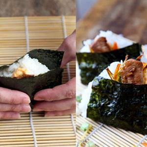 Cách làm cơm nắm gà cay kiểu Nhật