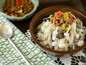 Cơm nấm ngon miệng và đẹp mắt