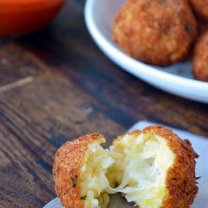 Cách làm cơm nắm phô mai