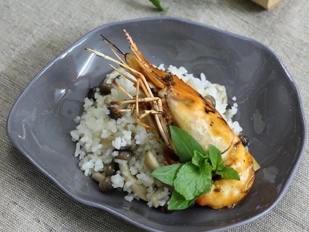 Cơm nấm tôm nướng