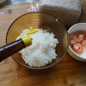 Cách làm cơm nắm tôm ruốc