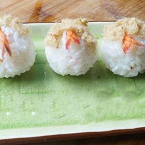 Cách làm cơm nắm tôm ruốc