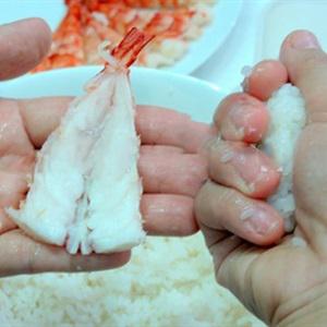 Cách làm cơm nắm tôm tươi