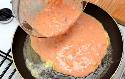 Cơm nguội bọc trứng cút chiên giòn tan, ăn mãi không chán