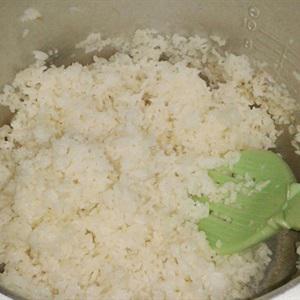 Cách làm cơm rang cá mặn