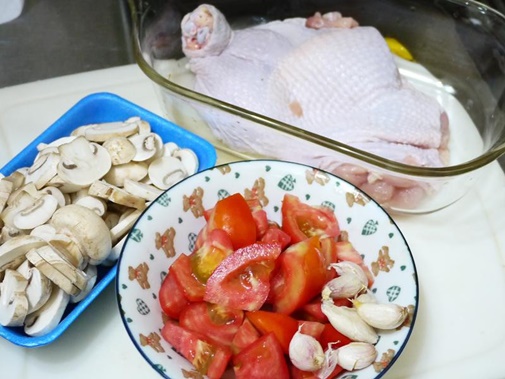 Cơm rang dứa và lạp xưởng thơm ngon hấp dẫn