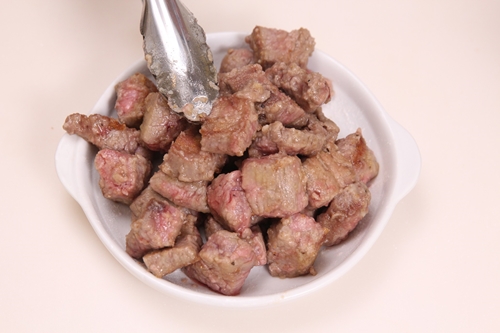 Cơm rang Dương Châu vàng óng, đơn giản, ai ăn cũng mê