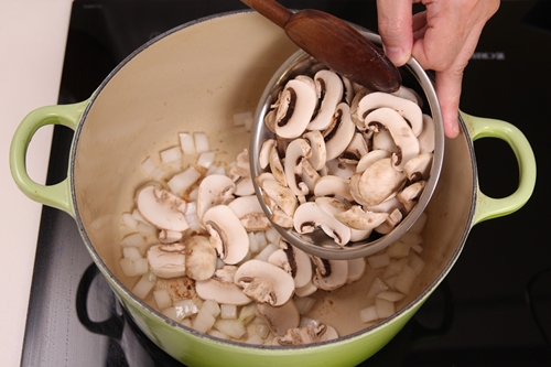 Cơm rang Dương Châu vàng óng, đơn giản, ai ăn cũng mê