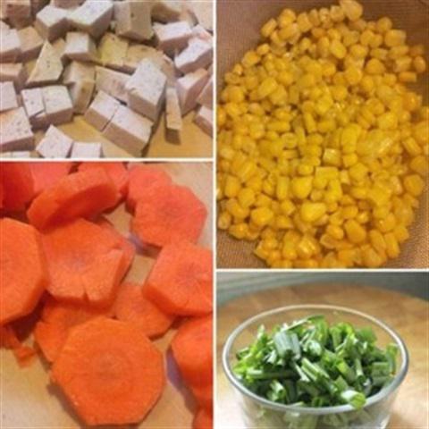 Cách làm cơm rang hình cây thông