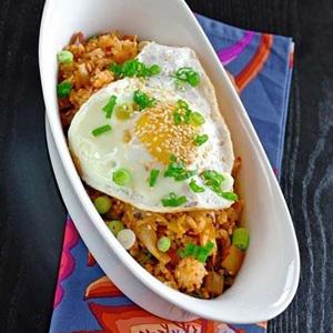 Cách làm cơm rang kim chi thịt nguội