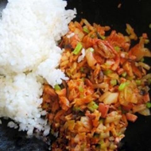 Cách làm cơm rang kim chi